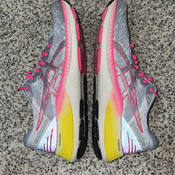 ASICS Women's Gray and Pink Running Shoes - Picture 5 of 10